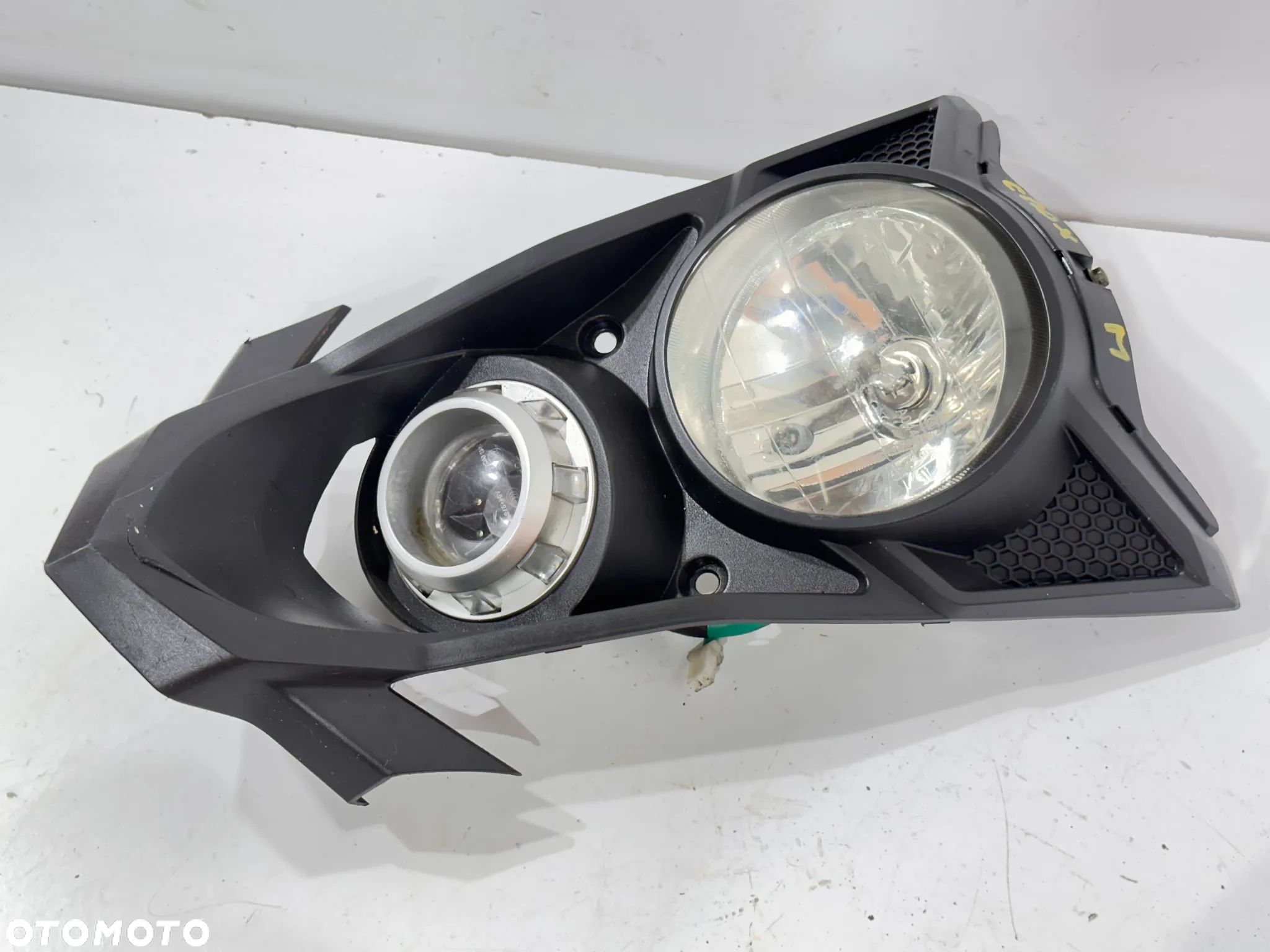 Czacha lampa Sym Crox 50 - 1