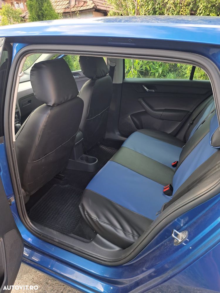 Skoda RAPID 1.4 TDI (Green tec) DSG Style - 4