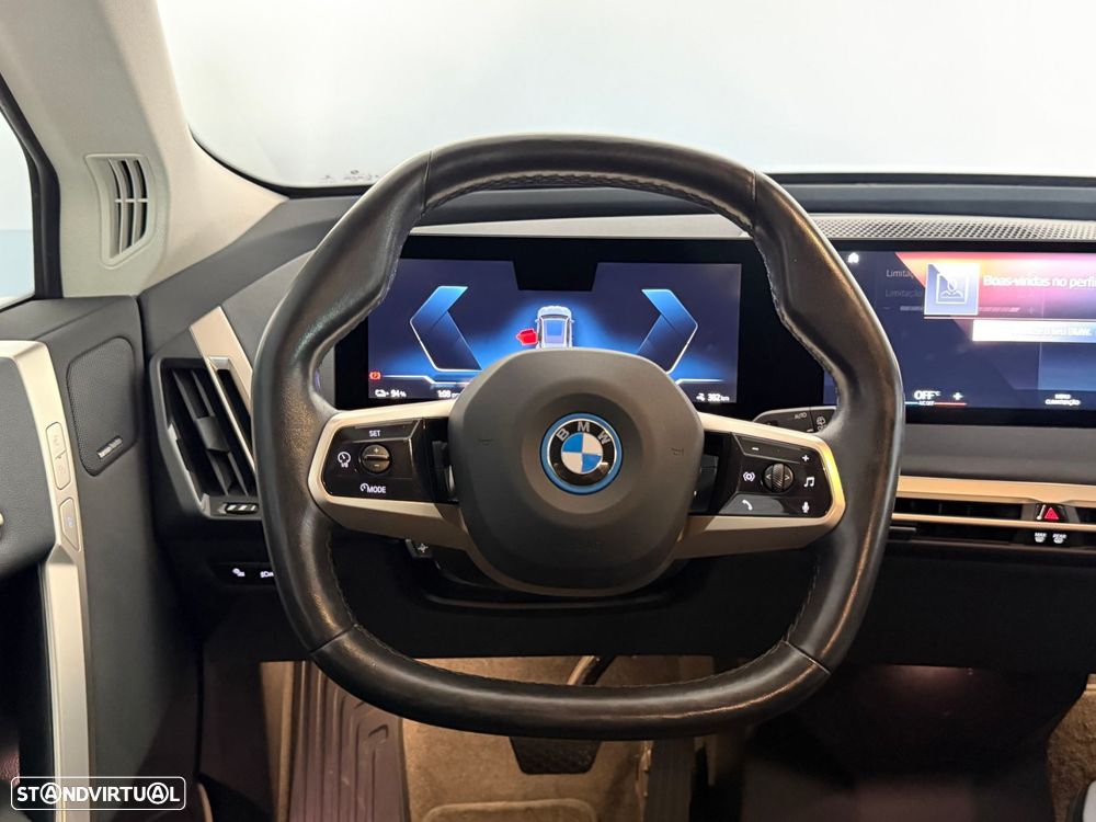 BMW iX xDrive 40 - 20