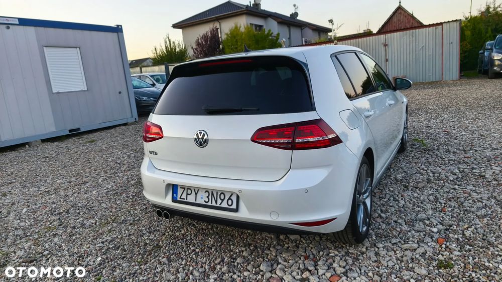 Volkswagen Golf GTD (BlueMotion Technology) - 8