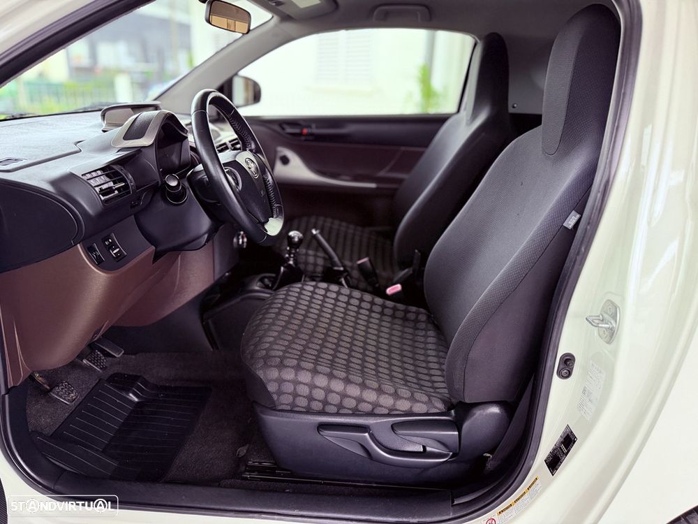 Toyota iQ 1.0 N collection - 7