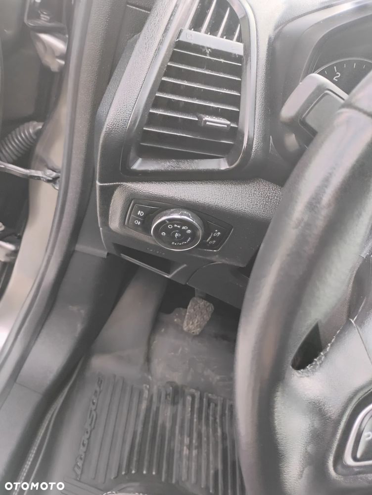 Ford EcoSport 1.5 TDCi TITANIUM - 14