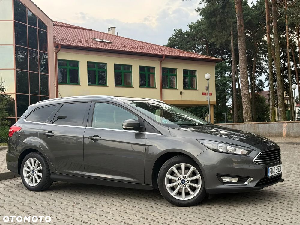 Ford Focus 1.5 EcoBlue Start-Stopp-System TITANIUM - 5