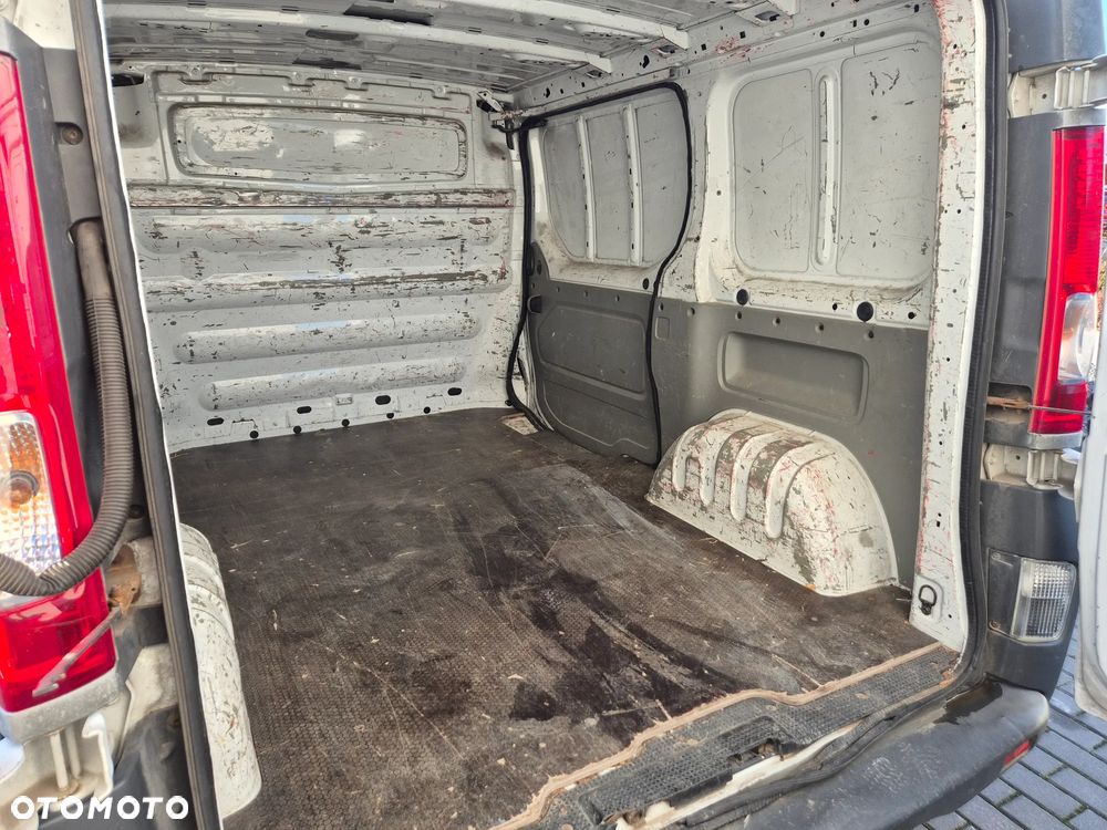 Renault Trafic - 6