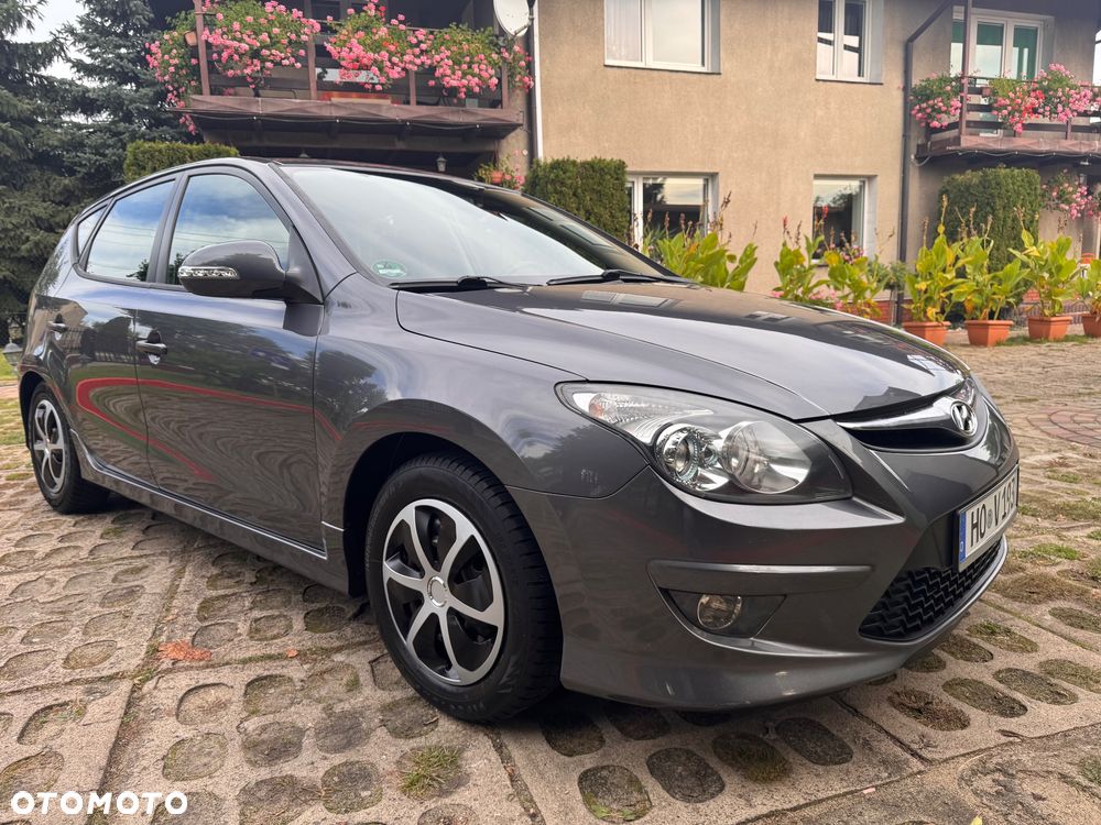 Hyundai i30 1.4 Blue Comfort - 27