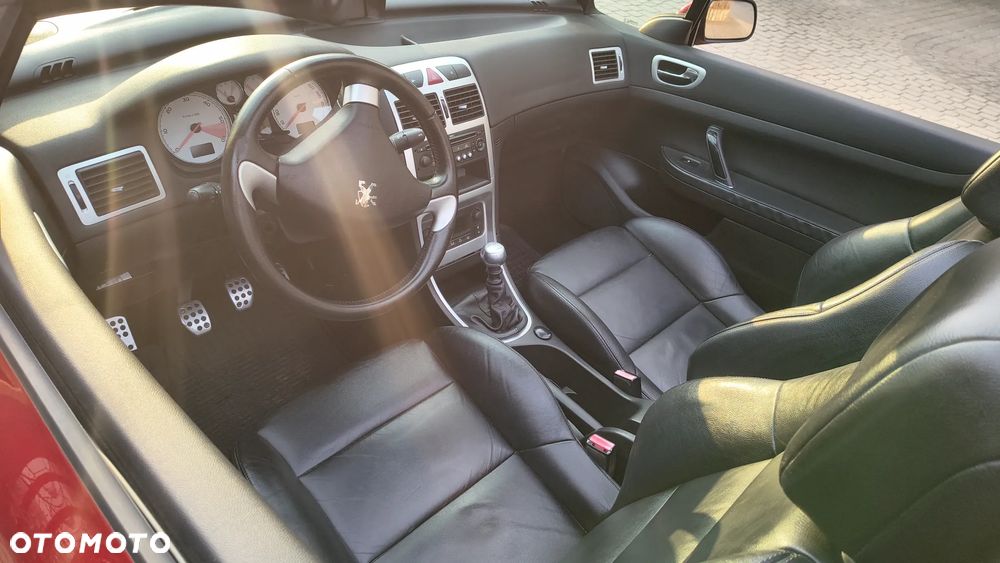 Peugeot 307 CC 2.0 HDi Intense - 25