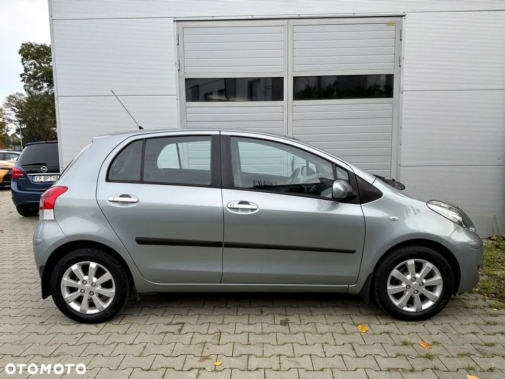Toyota Yaris 1.33 2010 - 4