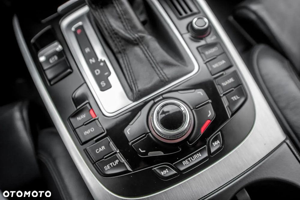 Audi A4 Avant 3.0 TDI DPF quattro S tronic S line Sportpaket - 34