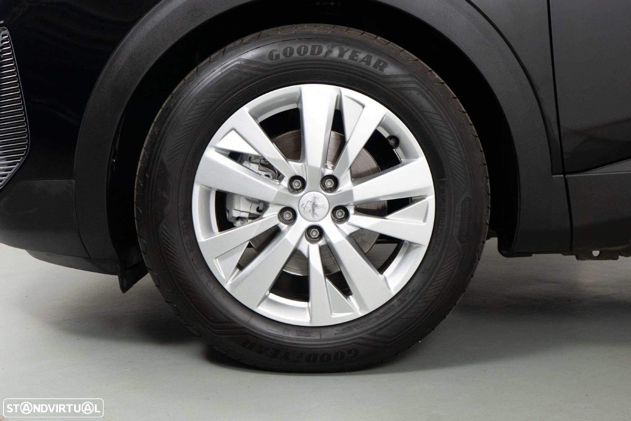 Peugeot 5008 1.2 PureTech Allure EAT8 - 19