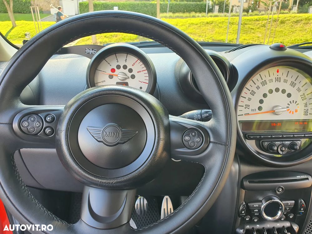 Mini Countryman Cooper SD ALL4 - 32