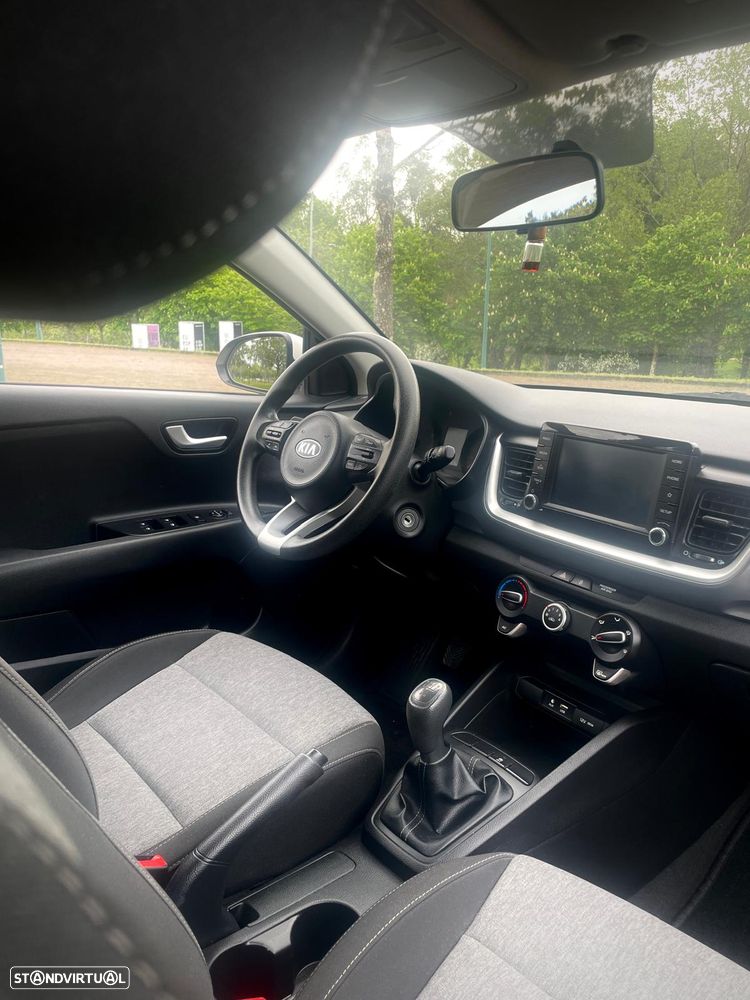 Kia Stonic 1.0 T-GDI Urban - 15