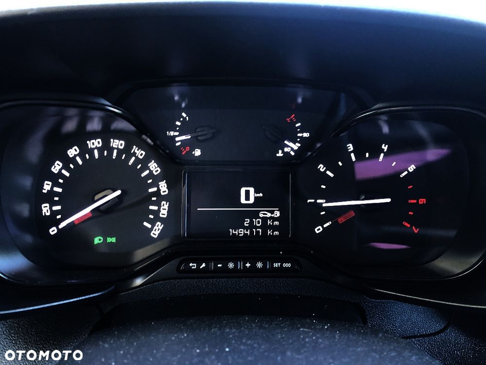 Toyota Proace City - 16