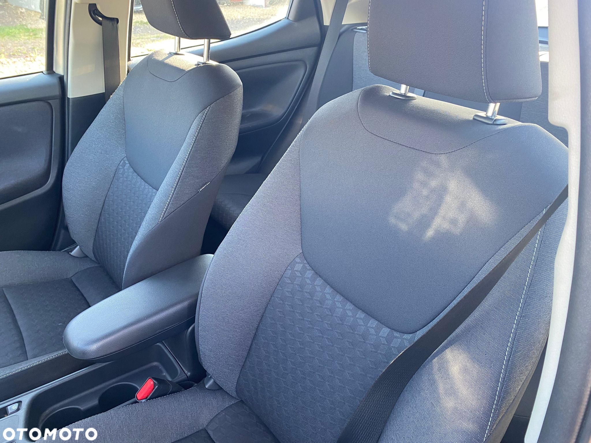 Toyota Yaris Hybrid 1.5 Active - 13