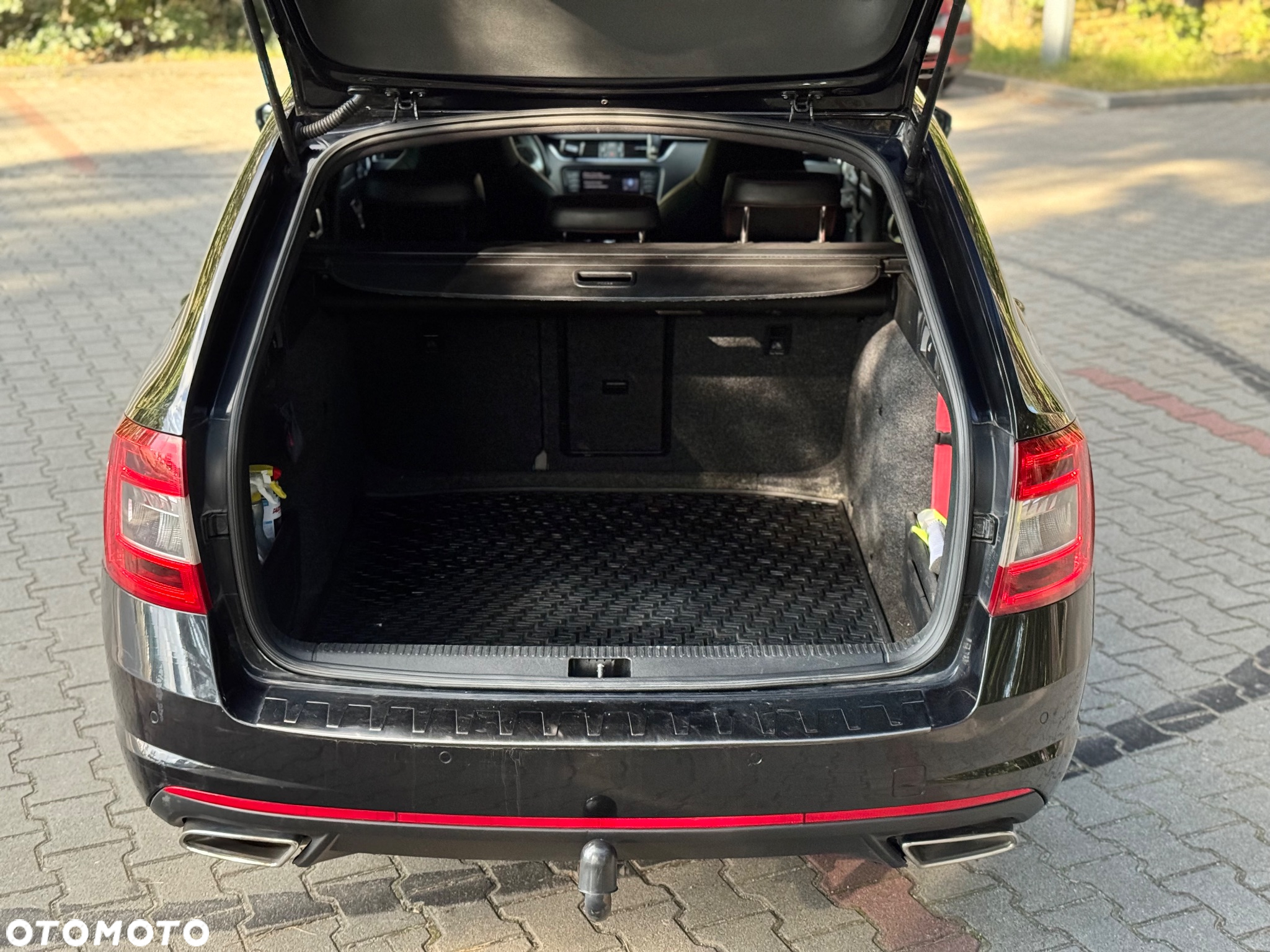Skoda Octavia Combi 2.0 TDI RS - 23