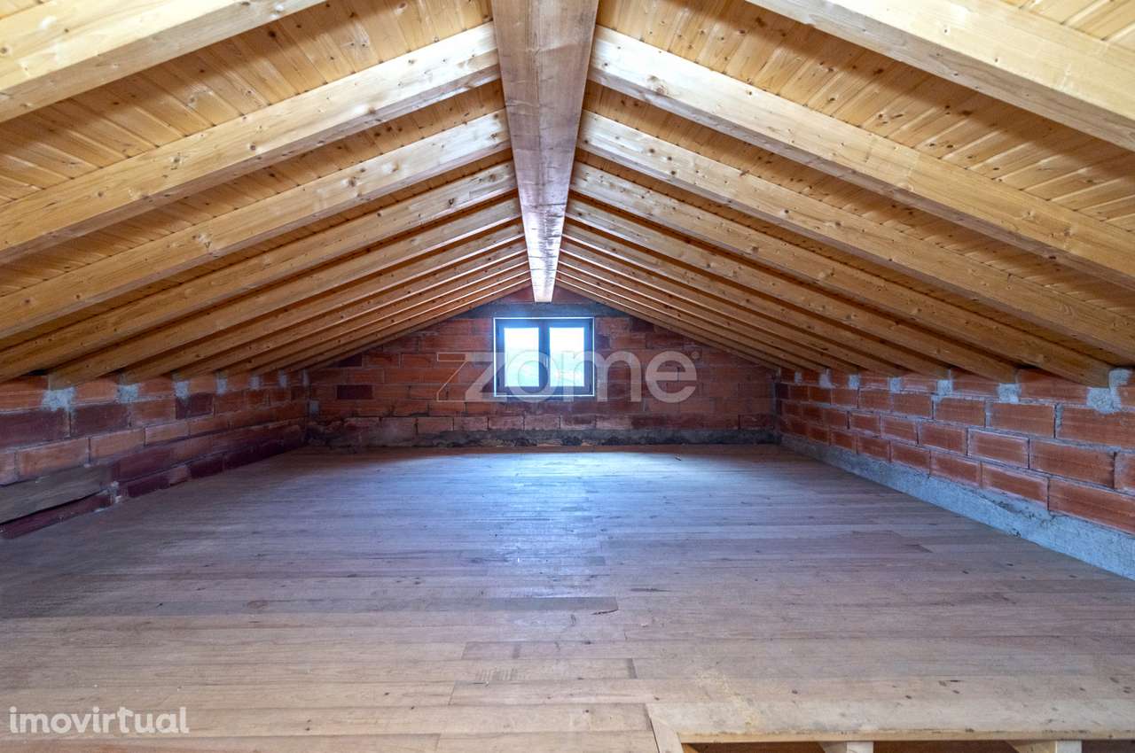 Refúgio em Xisto com Vista Deslumbrante para a Serra do Açor - Grande imagem: 2/31