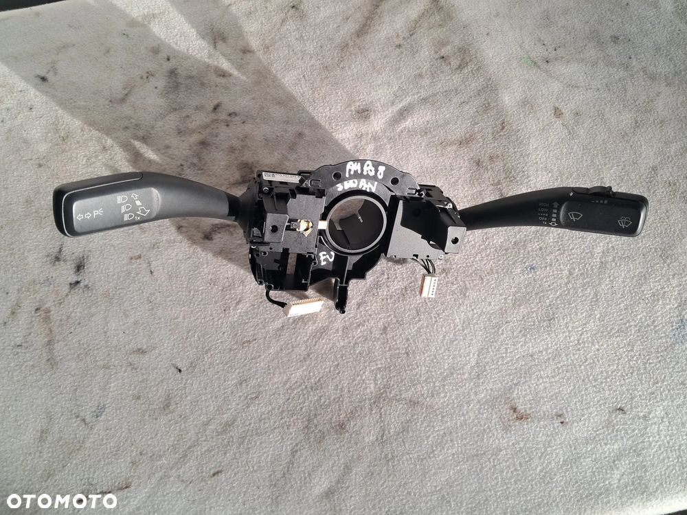 Manetka Pająk Przełącznik Świateł Wycieraczek Audi A4 B8 A5 8K0953502AT - 1
