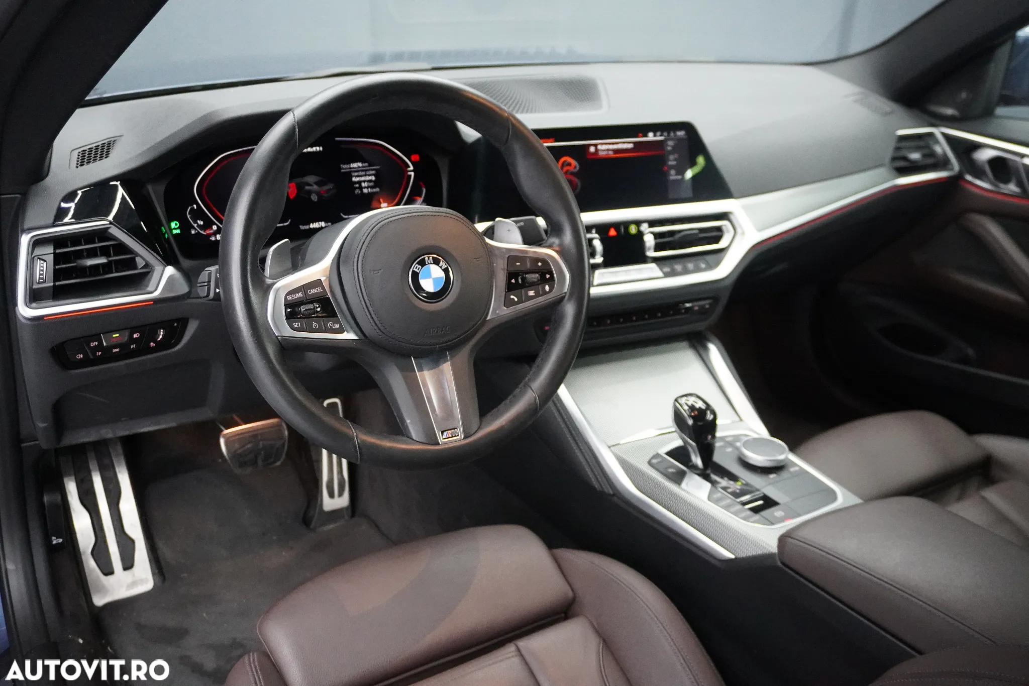 BMW M4 M440i xDrive - 24