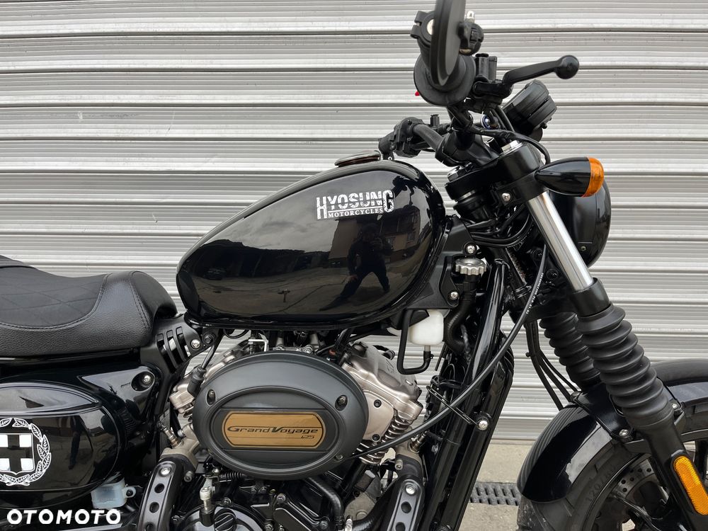 Hyosung GV - 18