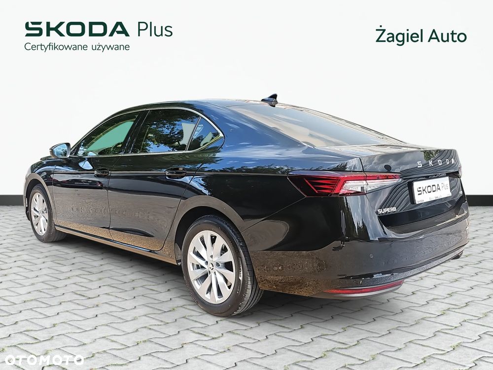 Skoda Superb 2.0 TDI SCR 4x4 Selection DSG - 3