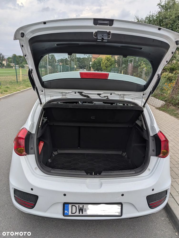 Kia Ceed 1.6 GDI M - 11