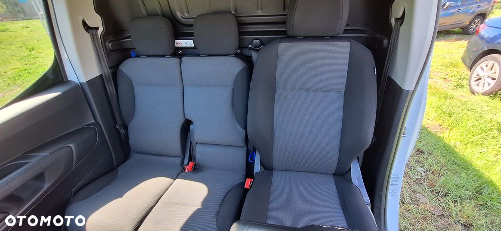 Toyota Proace City 1.5 D-4D Long 2,4t Comfort - 13