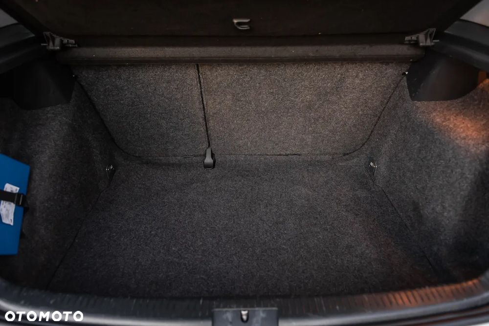 Volkswagen Golf 1.4 TSI United - 22