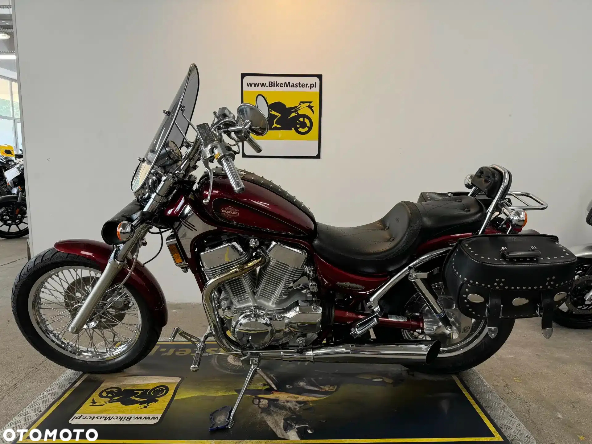 Suzuki VS - 2