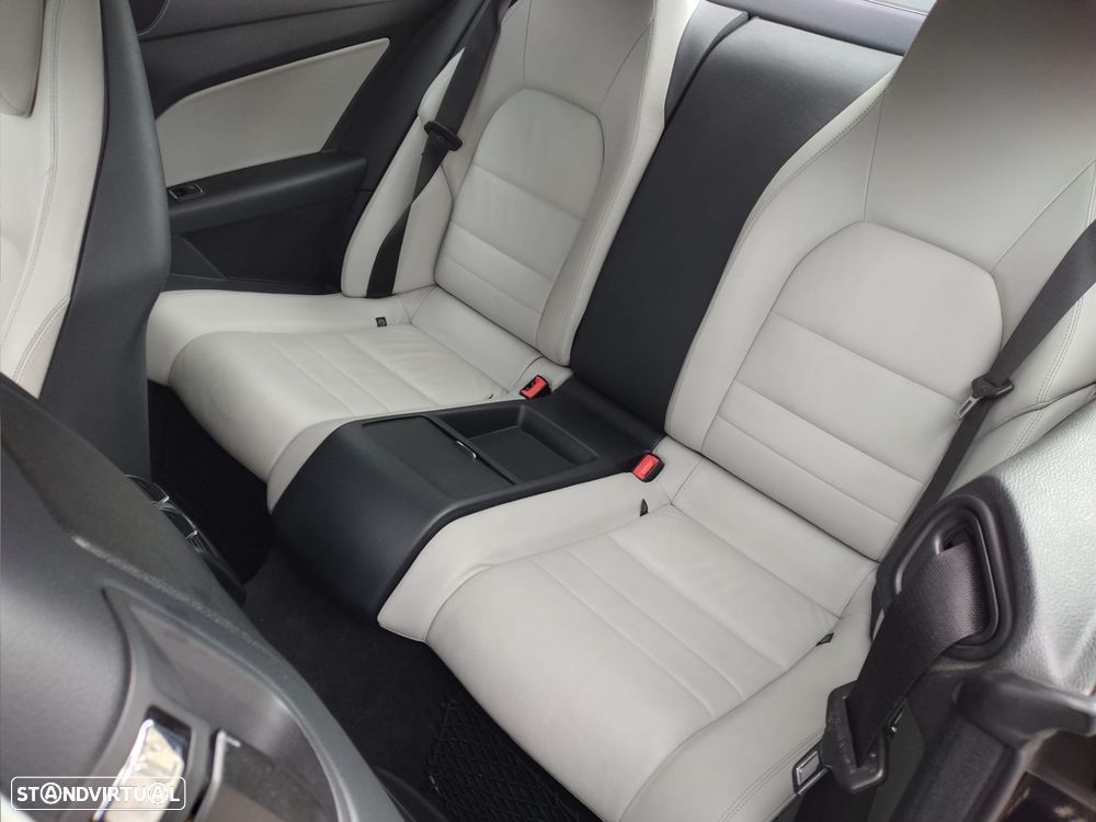 Mercedes-Benz E 220 CDi BlueEfficiency - 4