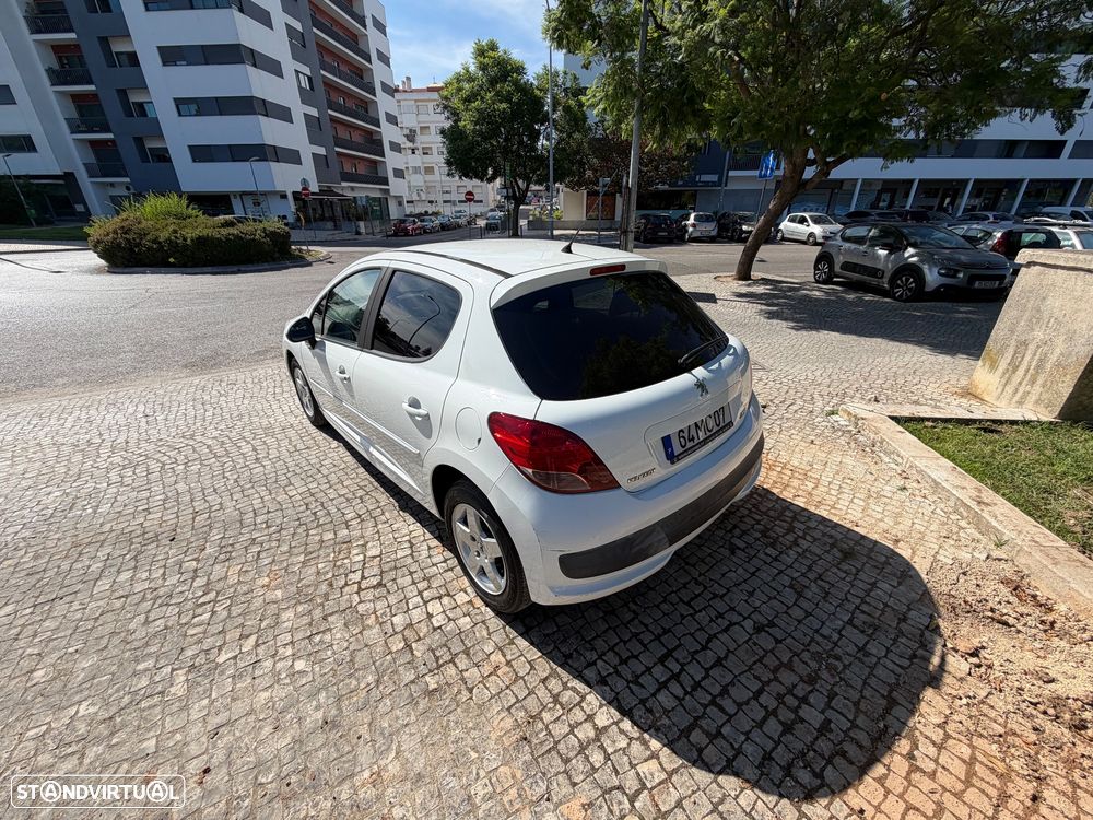Peugeot 207 1.4 VTi Active - 12
