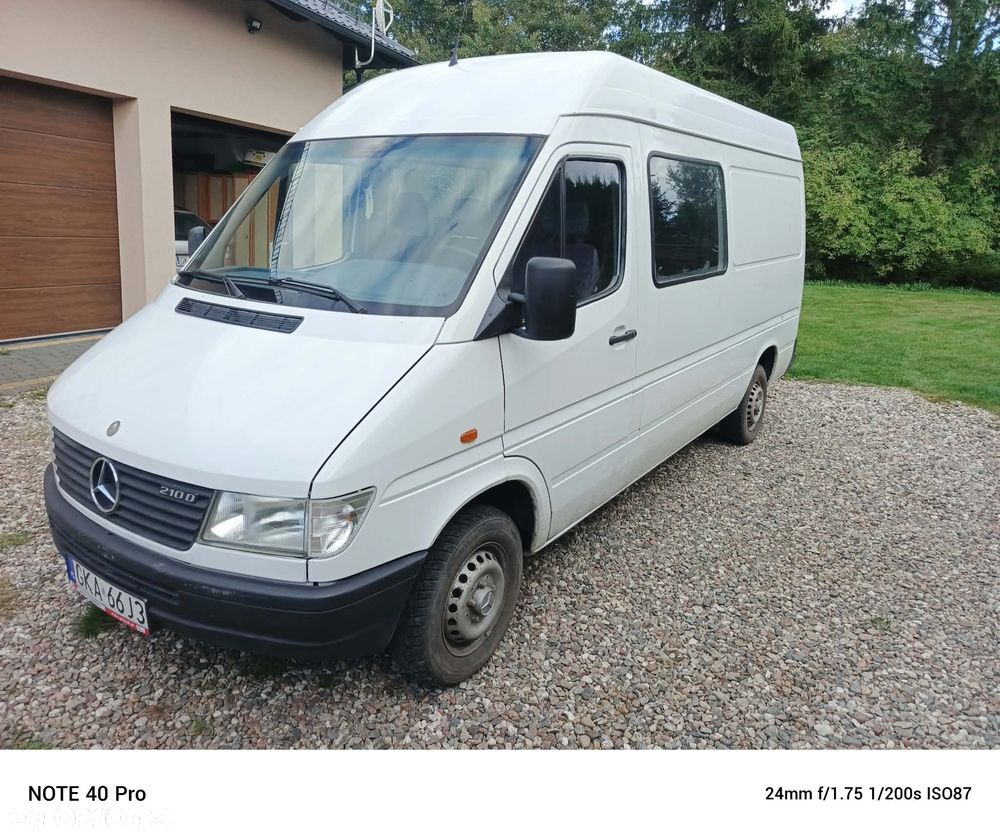Mercedes-Benz Sprinter - 1