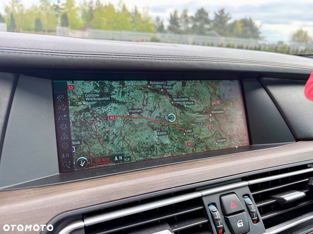 BMW Seria 7 740d xDrive - 24