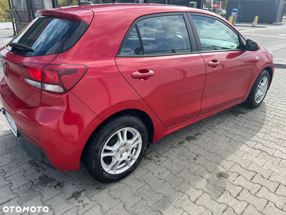 Kia Rio 2017 photo 5