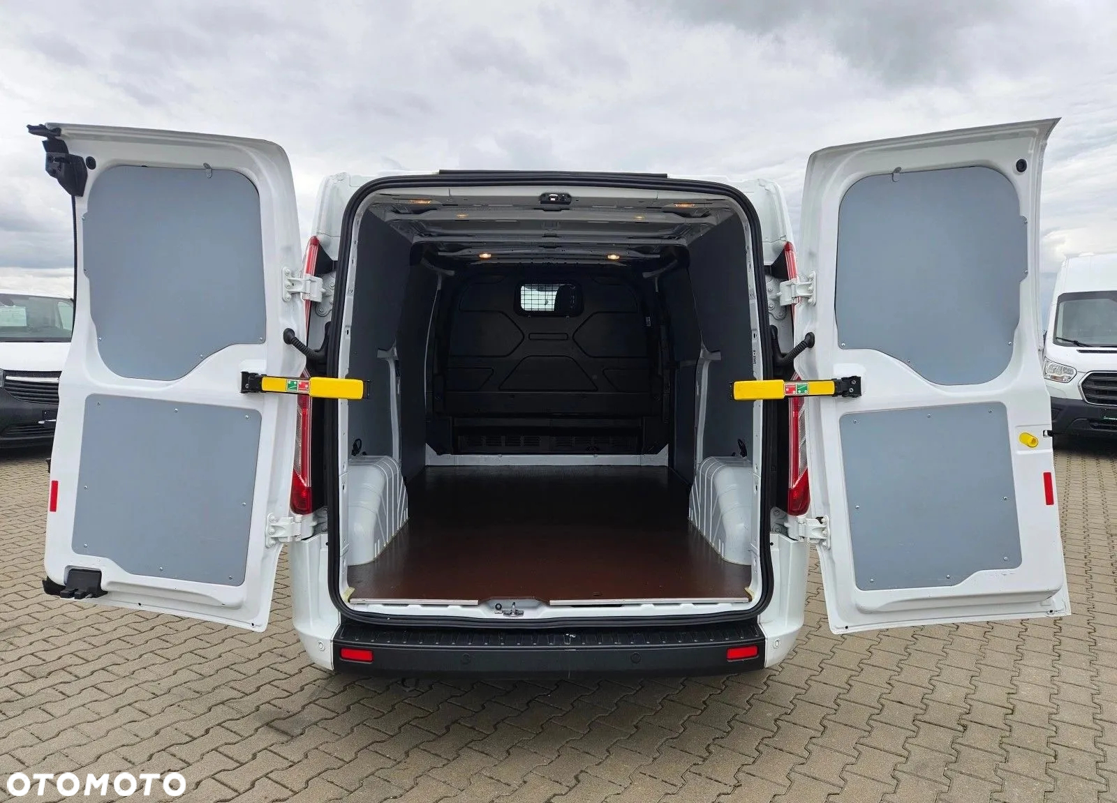 Ford Transit Custom - 18