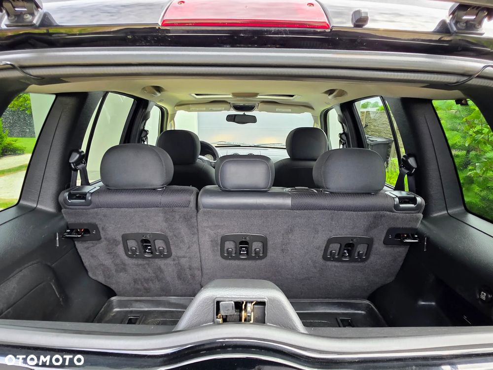 Jeep Cherokee 2.8 CRD Renegade - 23