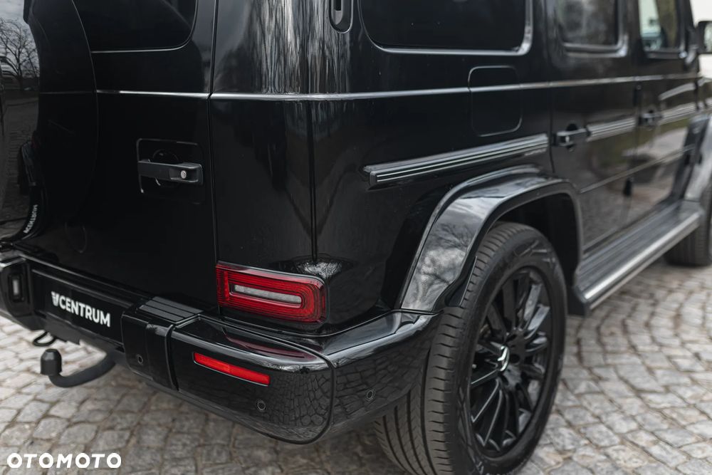 Mercedes-Benz Klasa G 400 d Stronger Than Time Edition - 17