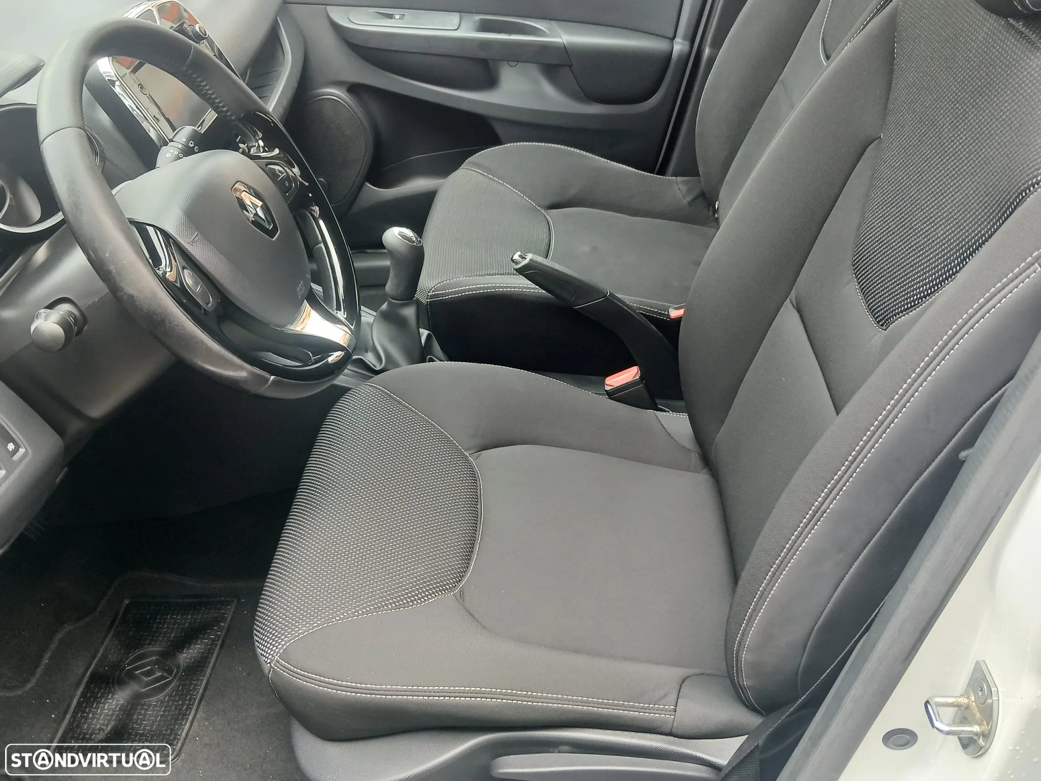 Renault Clio 1.5 dCi Confort - 15