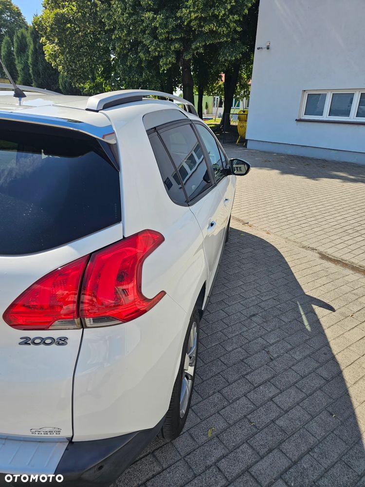 Peugeot 2008 1.2 Pure Tech Access - 4