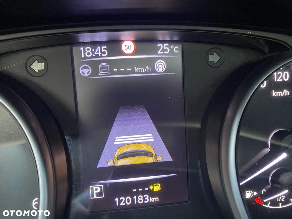 Nissan Qashqai 1.6 DCi Xtronic ACENTA - 14