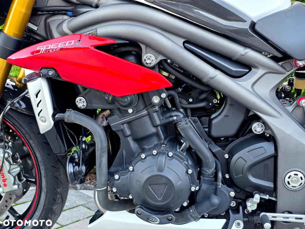Triumph Speed Triple - 32