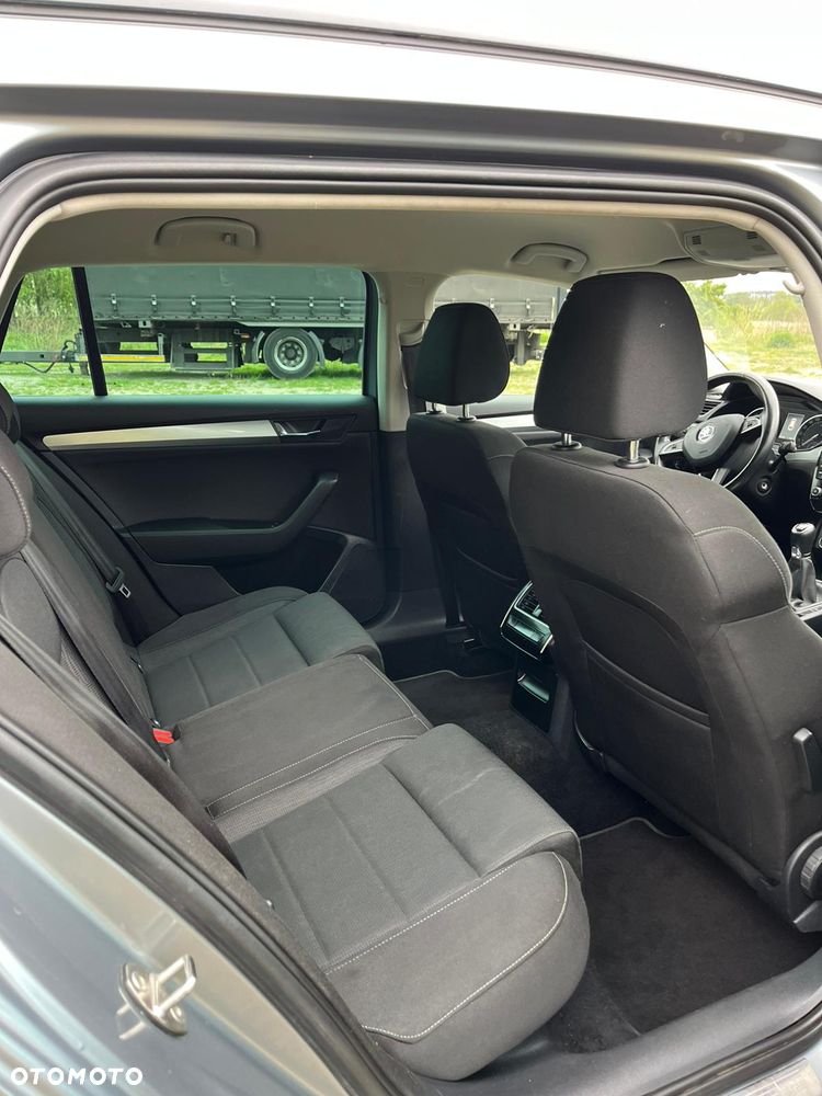 Skoda Superb 1.6 TDI Style - 5