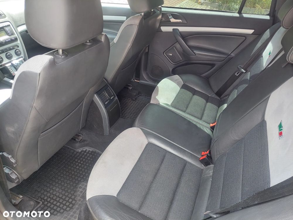 Skoda Octavia 2.0 TDI RS - 12