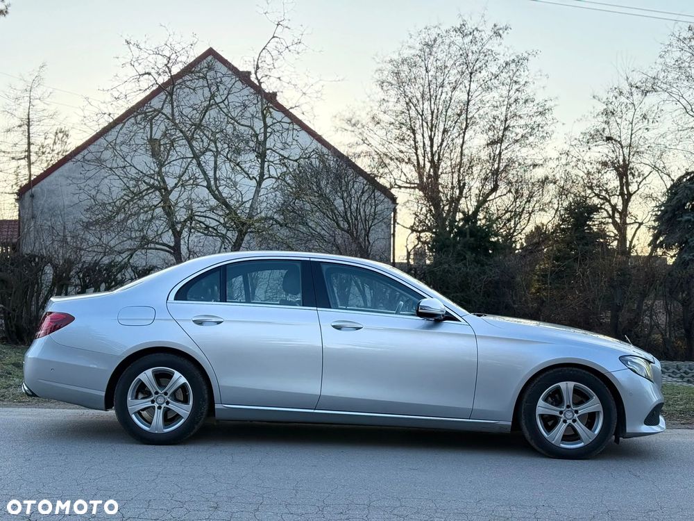 Mercedes-Benz Klasa E 200 d 9G-TRONIC - 2