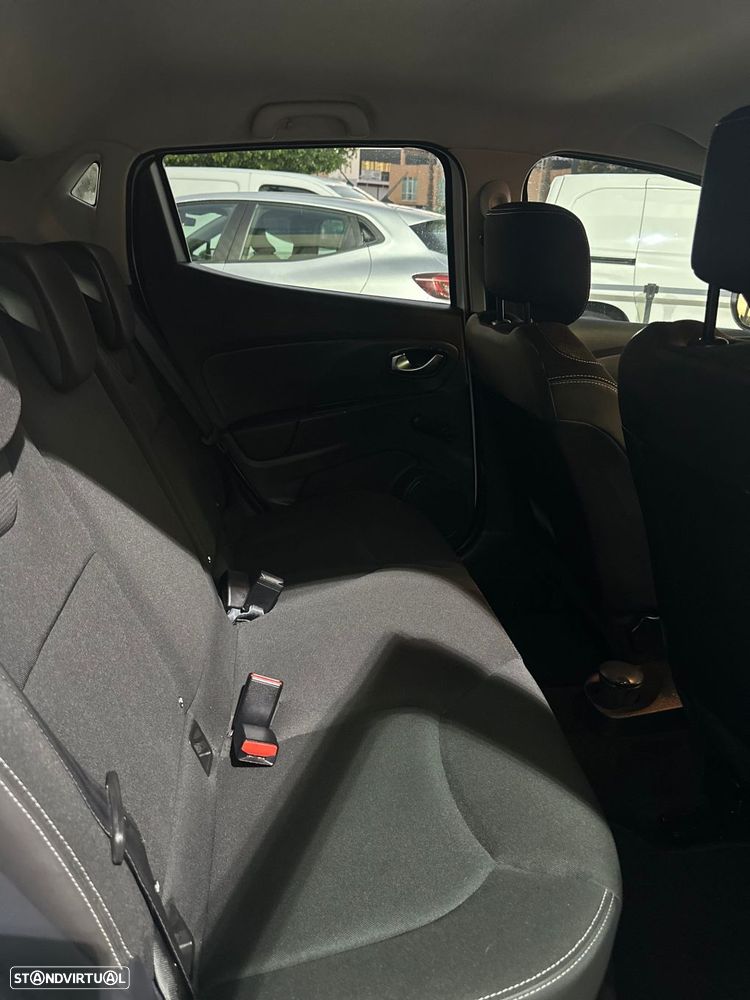 Renault Clio 1.5 dCi Zen - 11