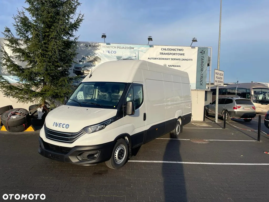 Iveco DAILY 35S18HV - 3