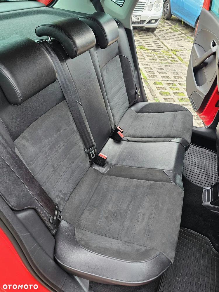 Volkswagen Polo 1.6 TDI Highline - 31