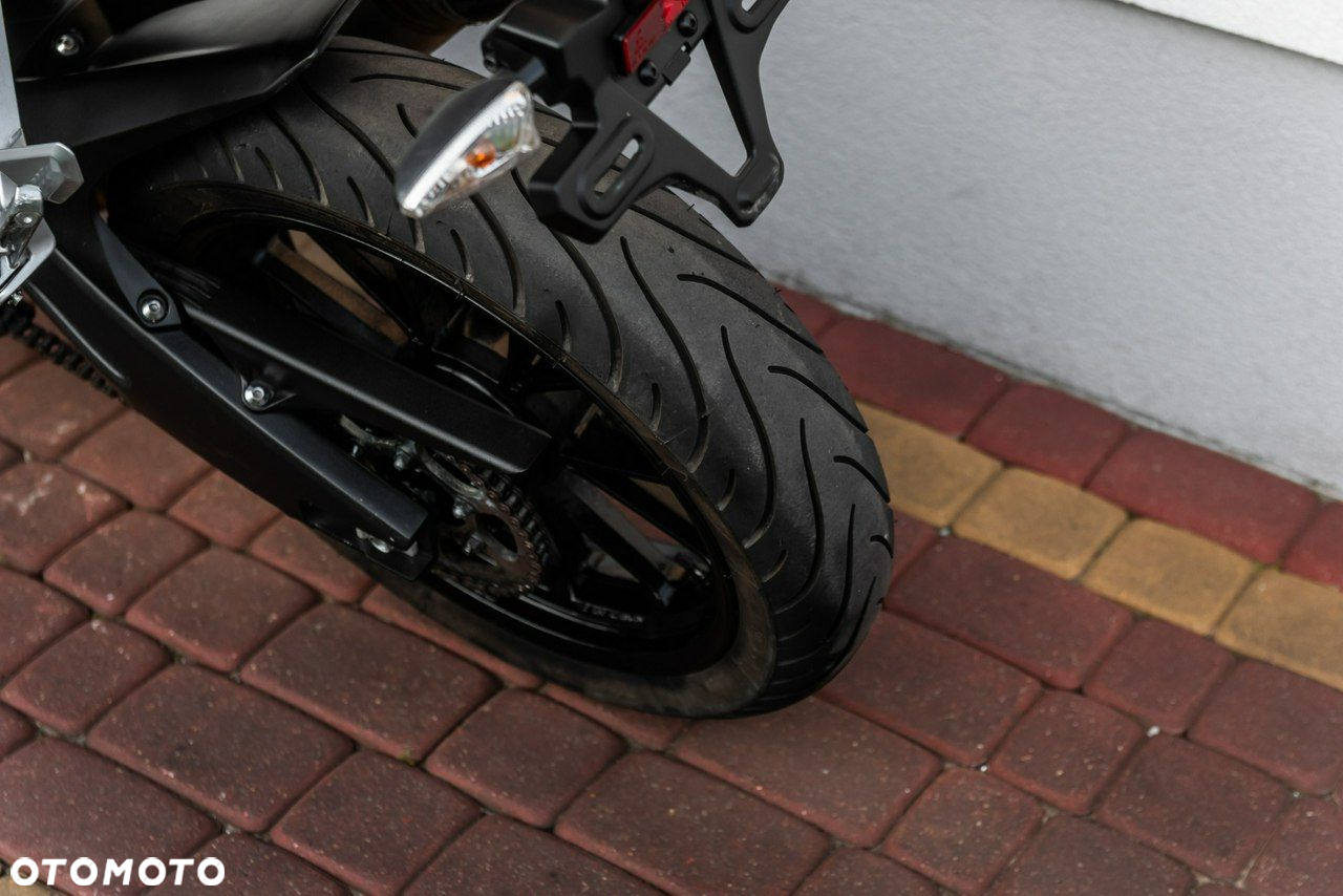 Yamaha MT - 9
