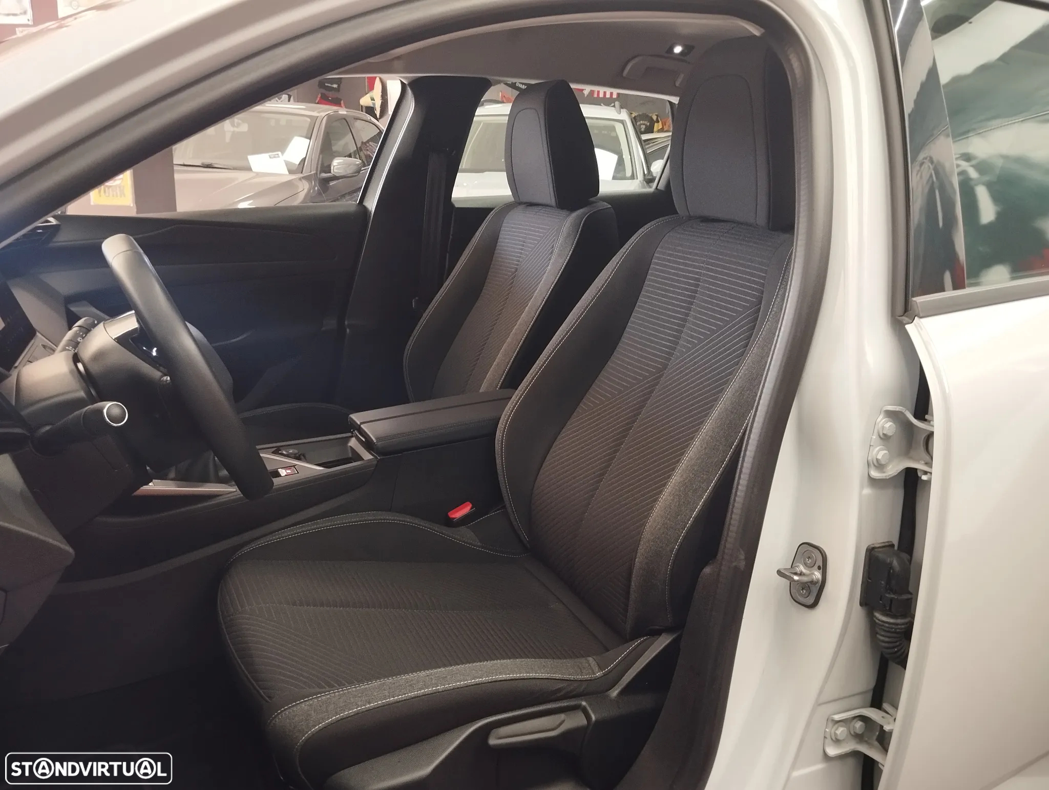 Peugeot 308 SW 1.2 PureTech Active Pack - 19