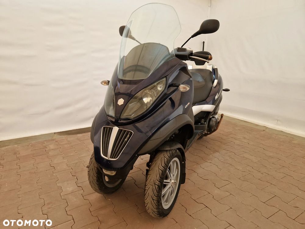 Piaggio MP-3 - 15