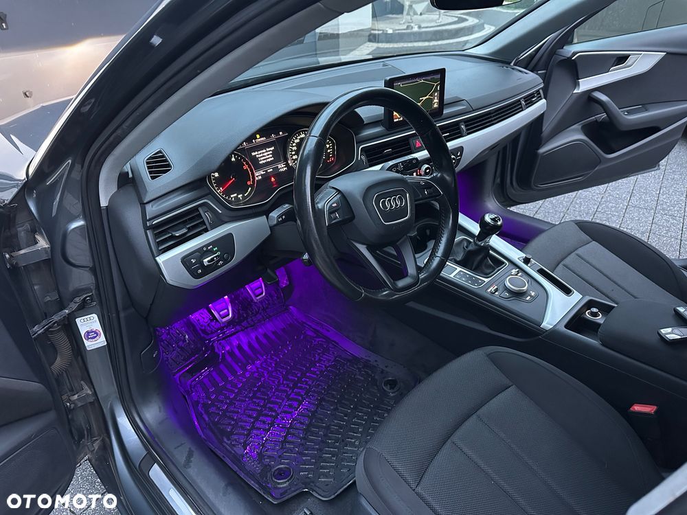 Audi A4 Avant - 10