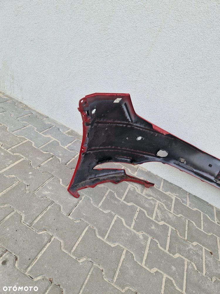 Zderzak Toyota Prius V 2023 - - 9